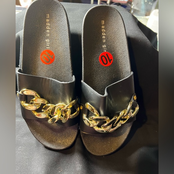 Slides - Picture 1 of 2